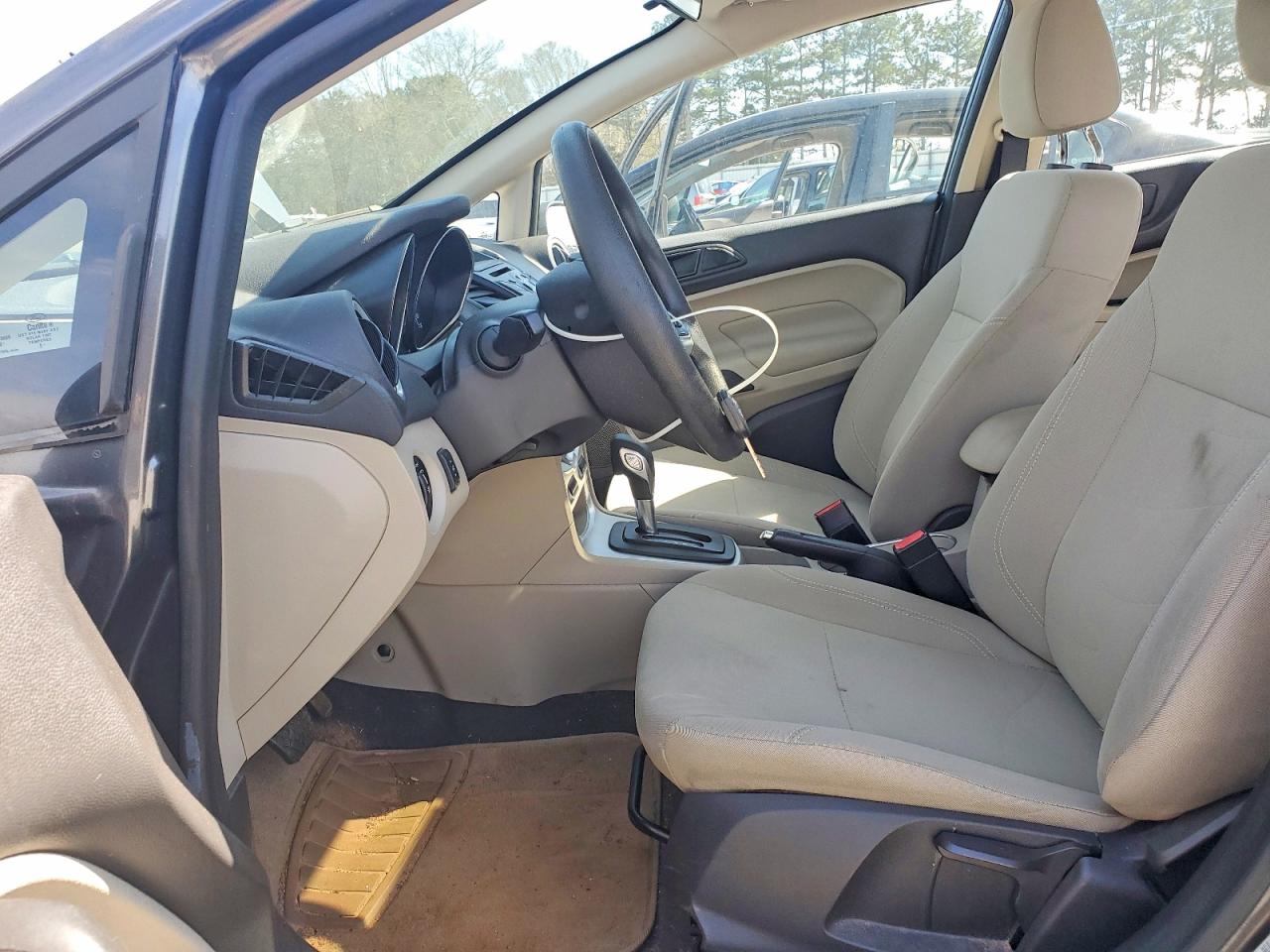2019 FORD FIESTA photo 13