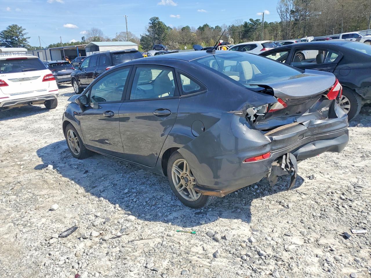 2019 FORD FIESTA photo 3