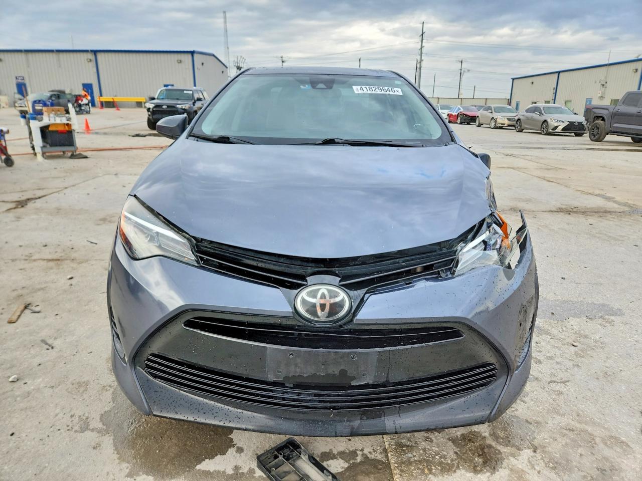 2017 TOYOTA COROLLA LE photo 9