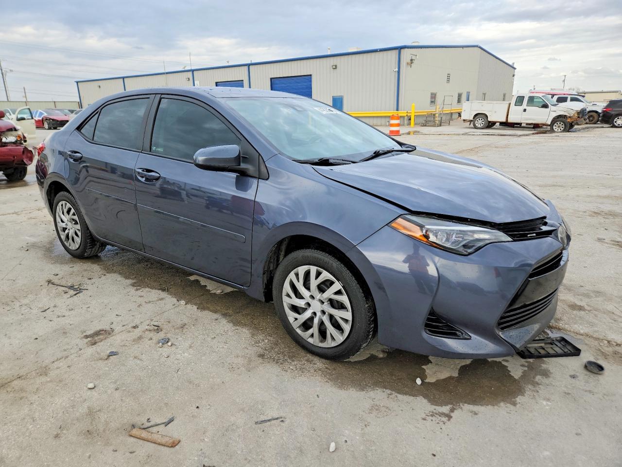 2017 TOYOTA COROLLA LE photo 7