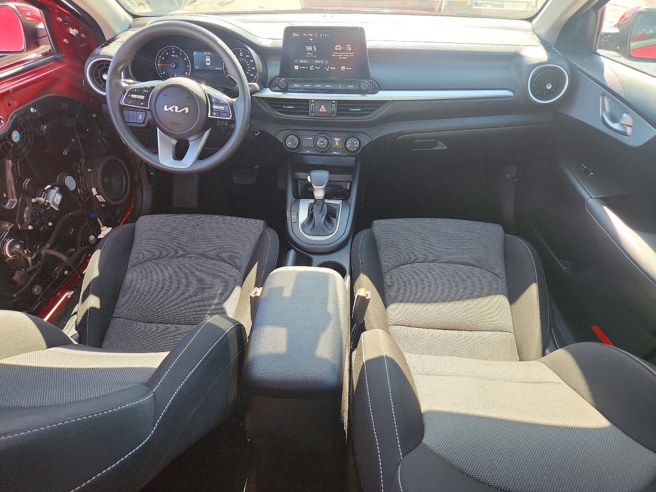 2024 KIA FORTE LXS photo 8