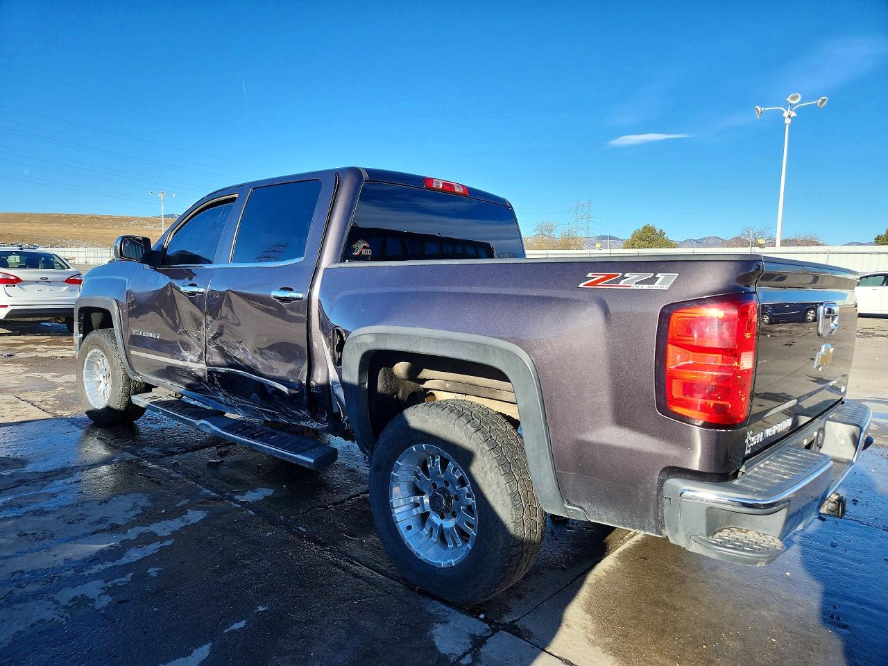 2015 CHEVROLET SILVERADO K1500 LT photo 2