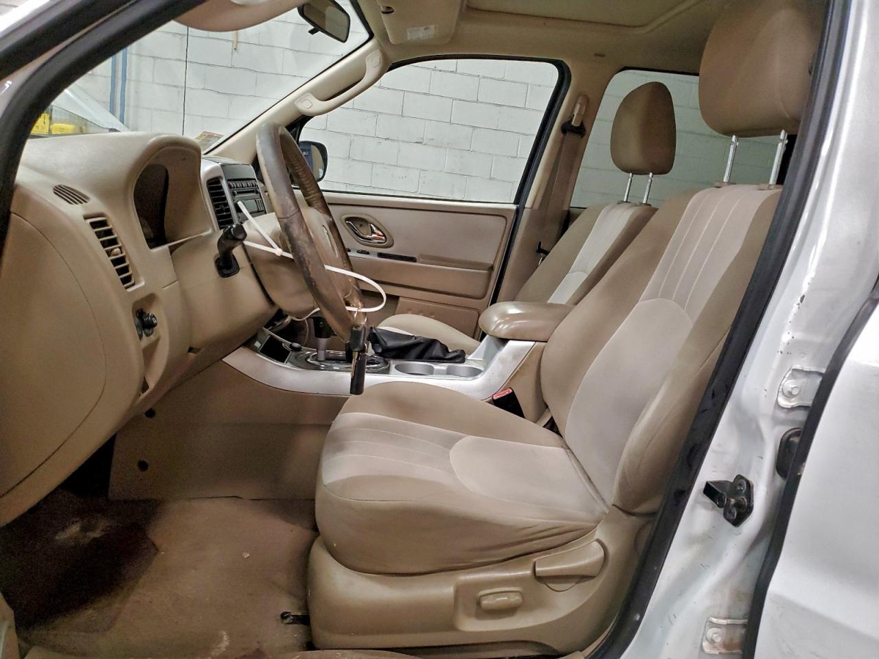 2005 MERCURY MARINER photo 7