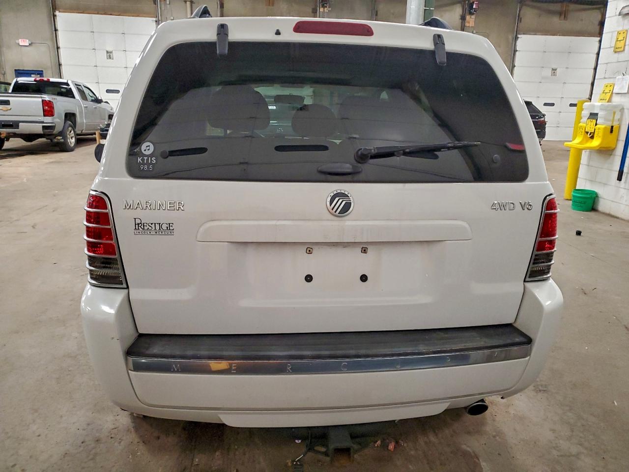 2005 MERCURY MARINER photo 6