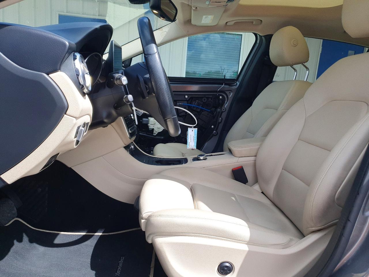 2019 MERCEDES-BENZ GLA 250 4MATIC photo 19