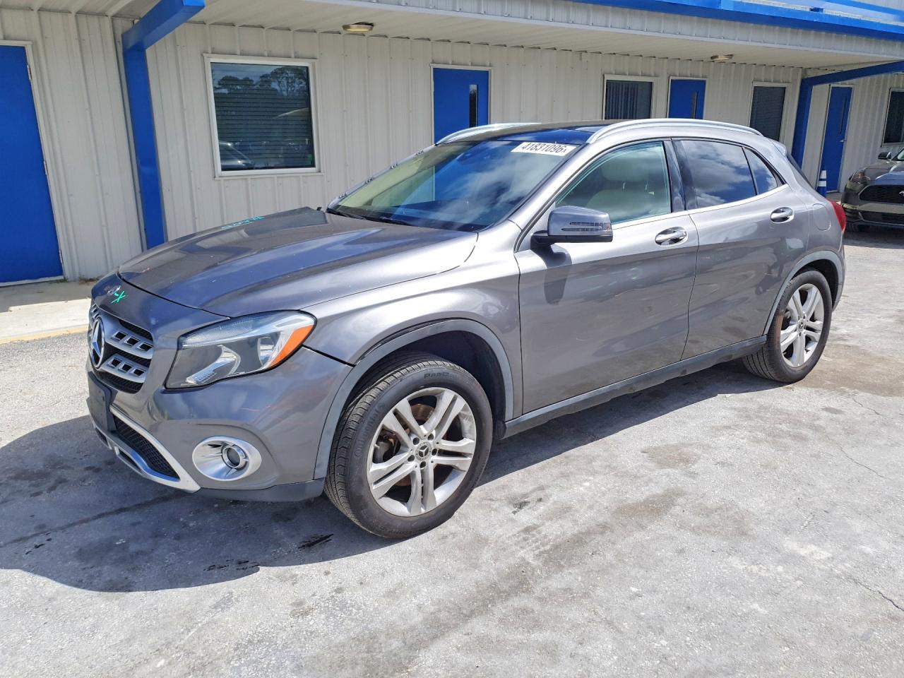 2019 MERCEDES-BENZ GLA