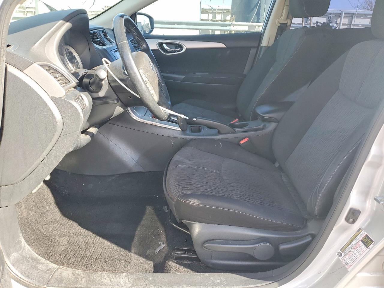 2015 NISSAN SENTRA SV photo 13