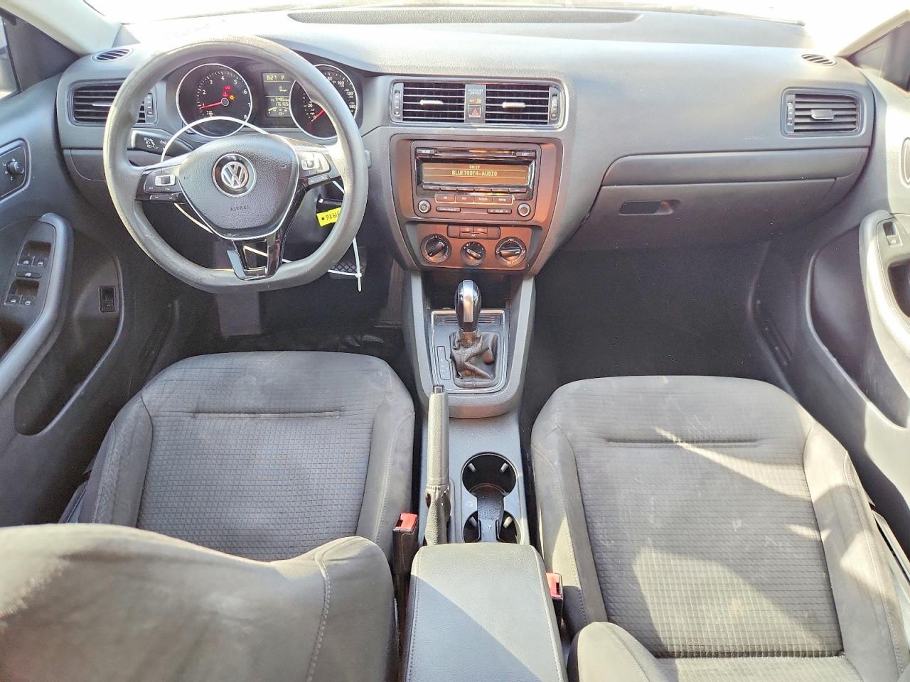 2015 VOLKSWAGEN JETTA BASE photo 8