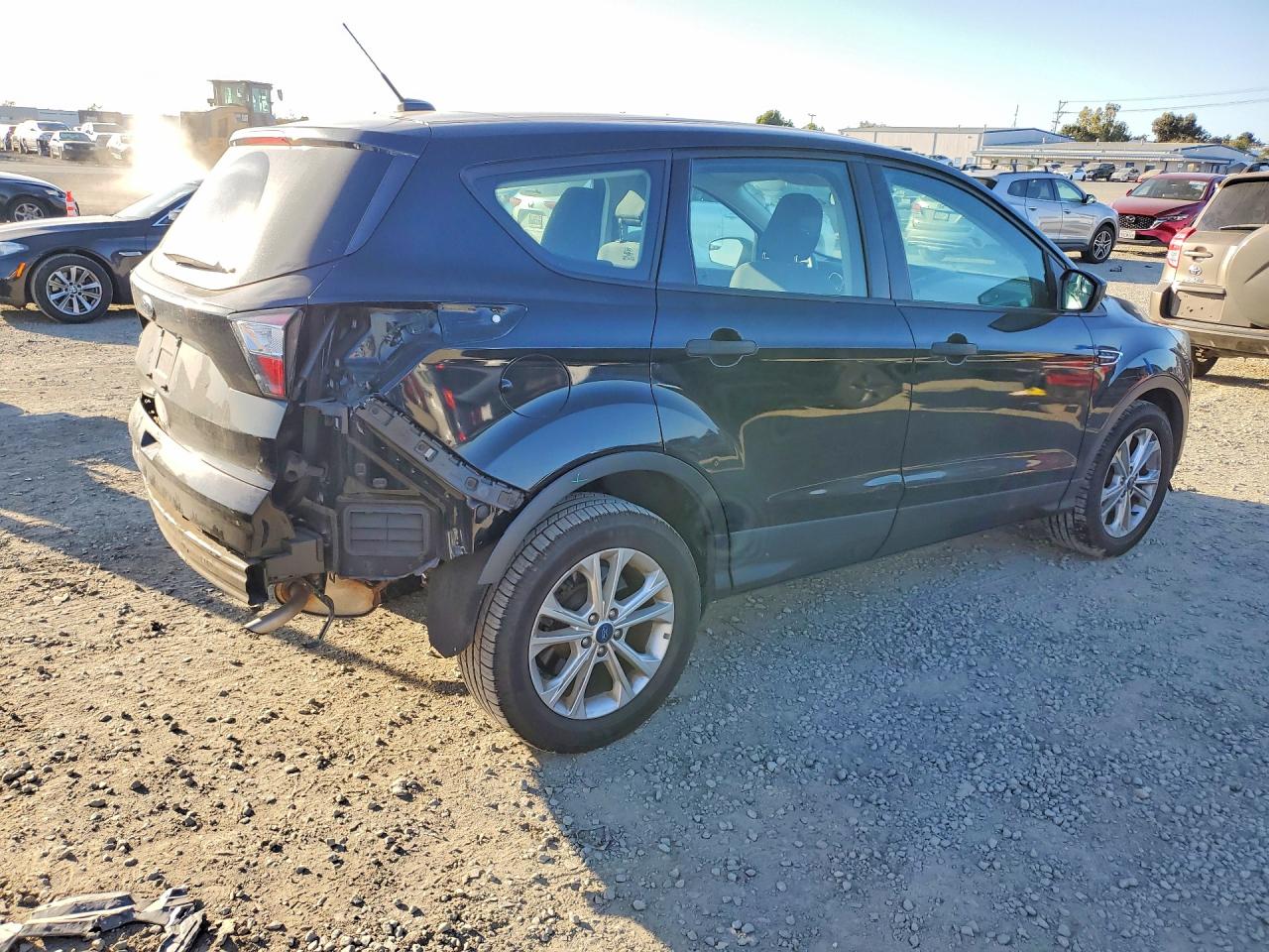 2018 FORD ESCAPE S photo 3