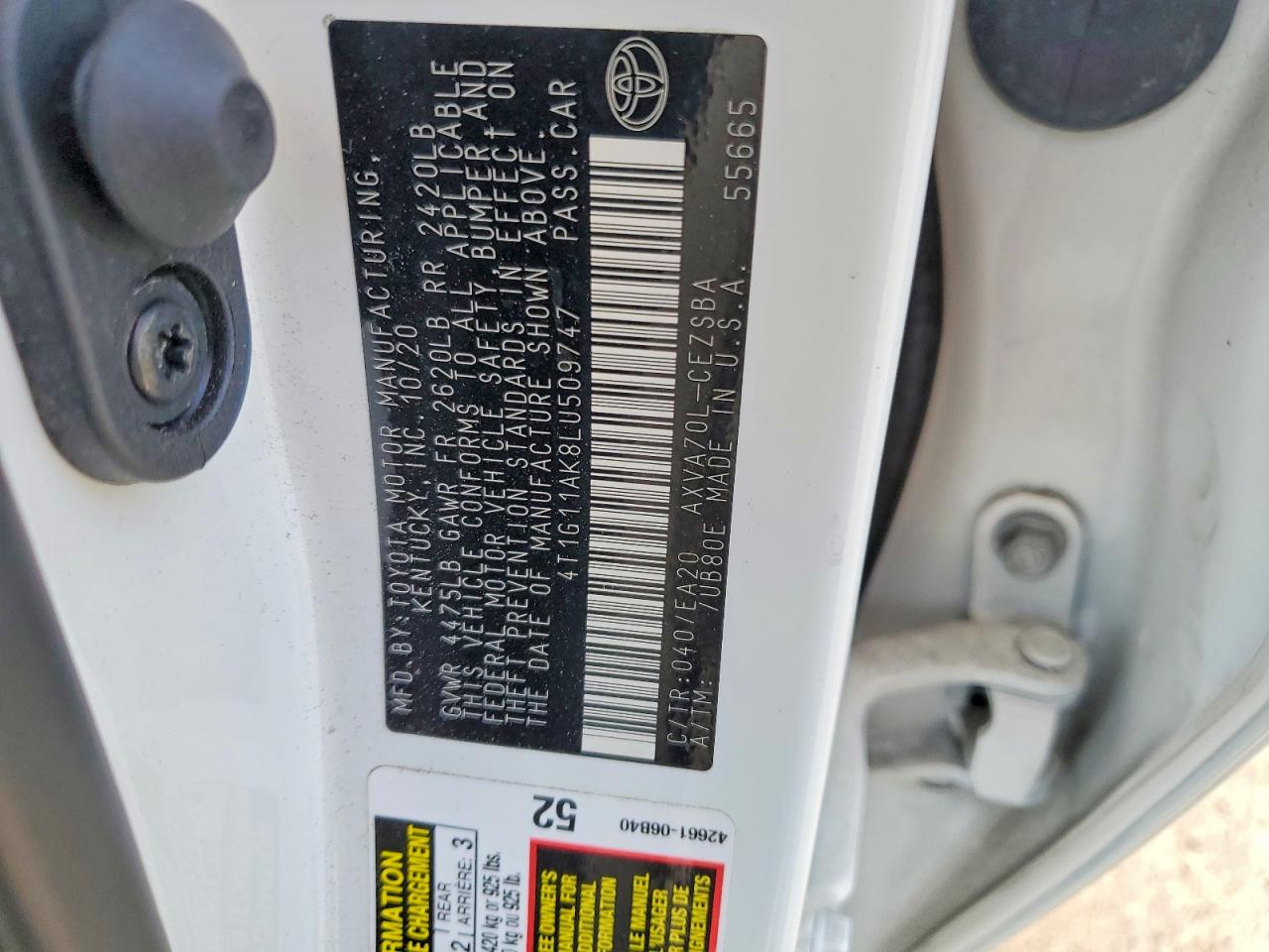 2020 TOYOTA CAMRY SE photo 13