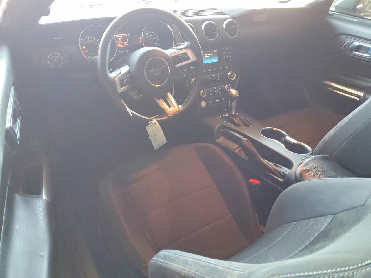 2015 FORD MUSTANG photo 8