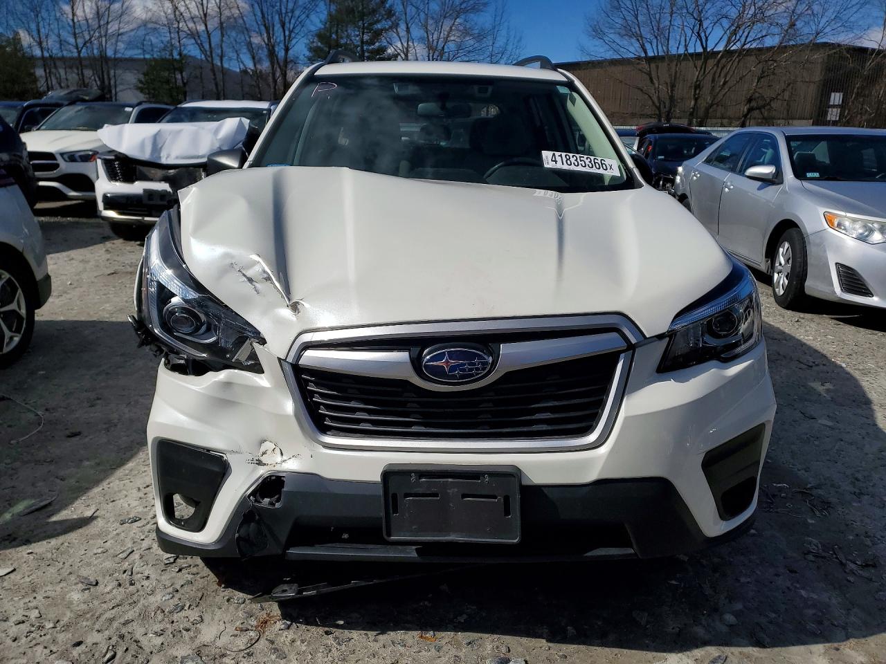 2019 SUBARU FORESTER photo 5
