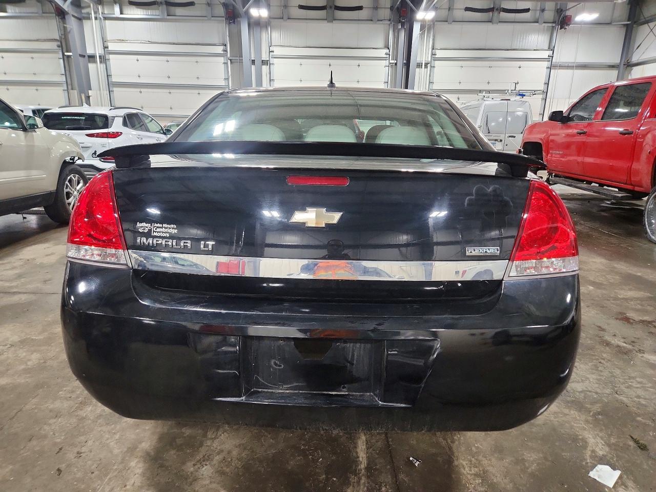 2011 CHEVROLET IMPALA LT photo 11