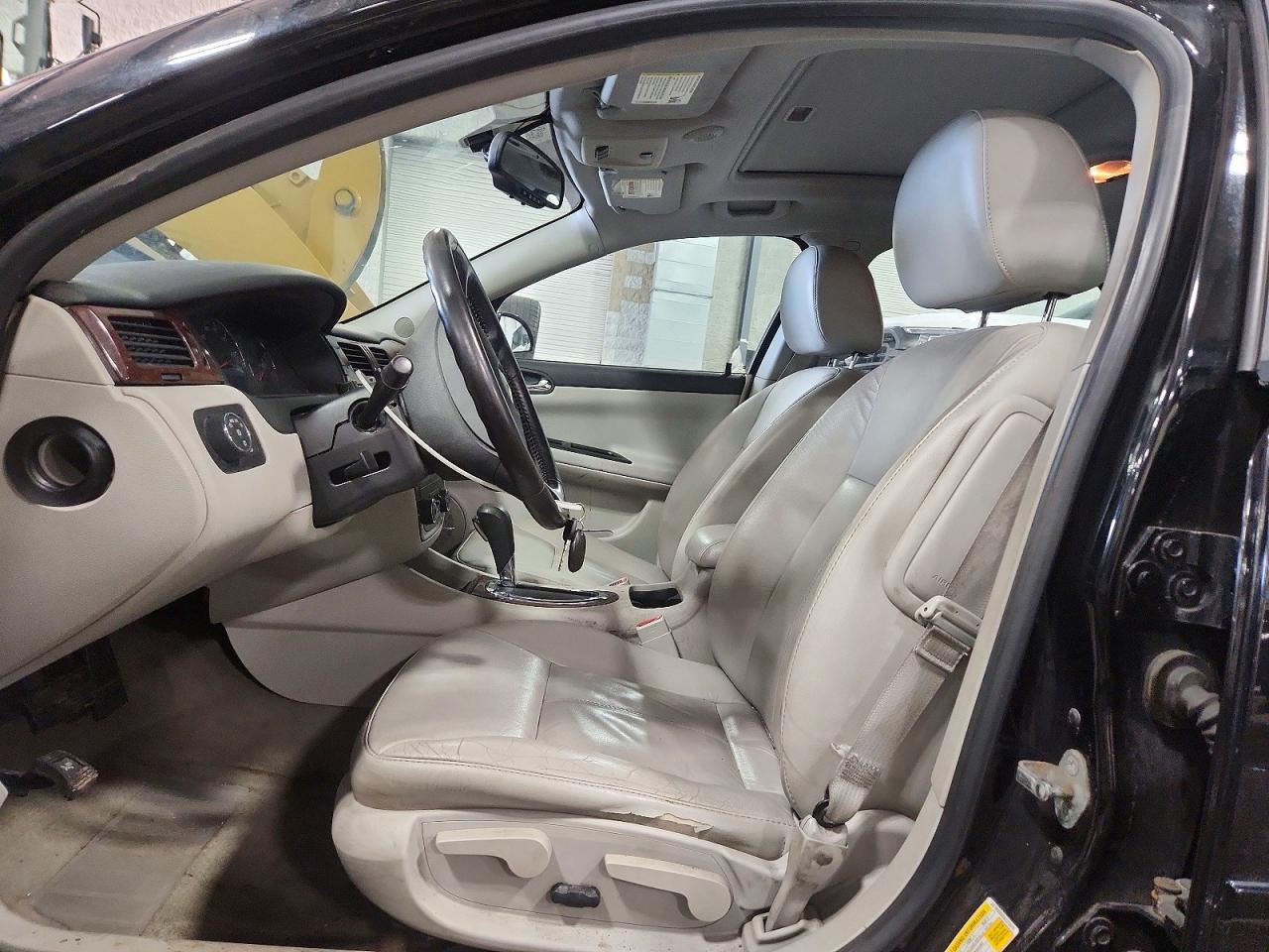 2011 CHEVROLET IMPALA LT photo 13
