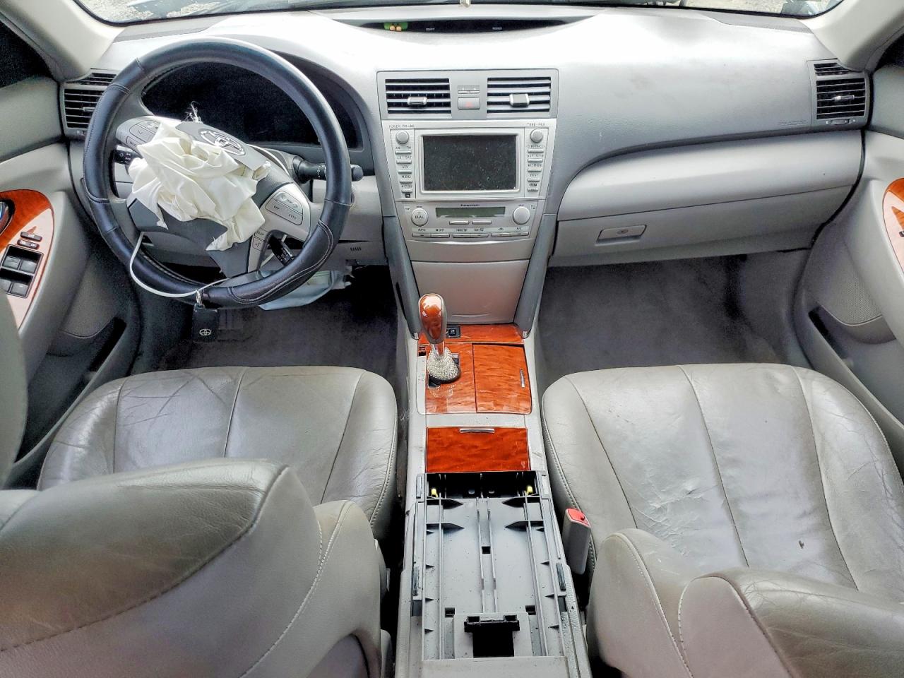 2011 TOYOTA CAMRY XLE V6 photo 15