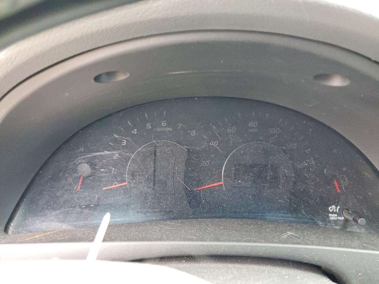 2011 TOYOTA CAMRY XLE V6 photo 17