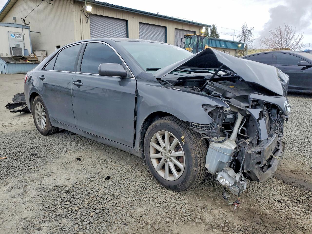 2011 TOYOTA CAMRY XLE V6 photo 7