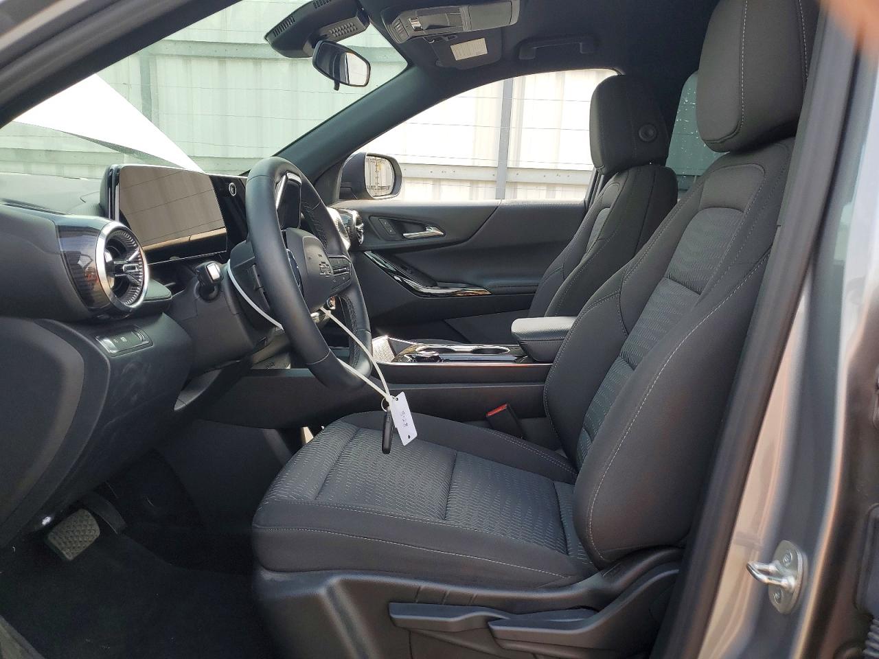 2026 CHEVROLET EQUINOX LT photo 7