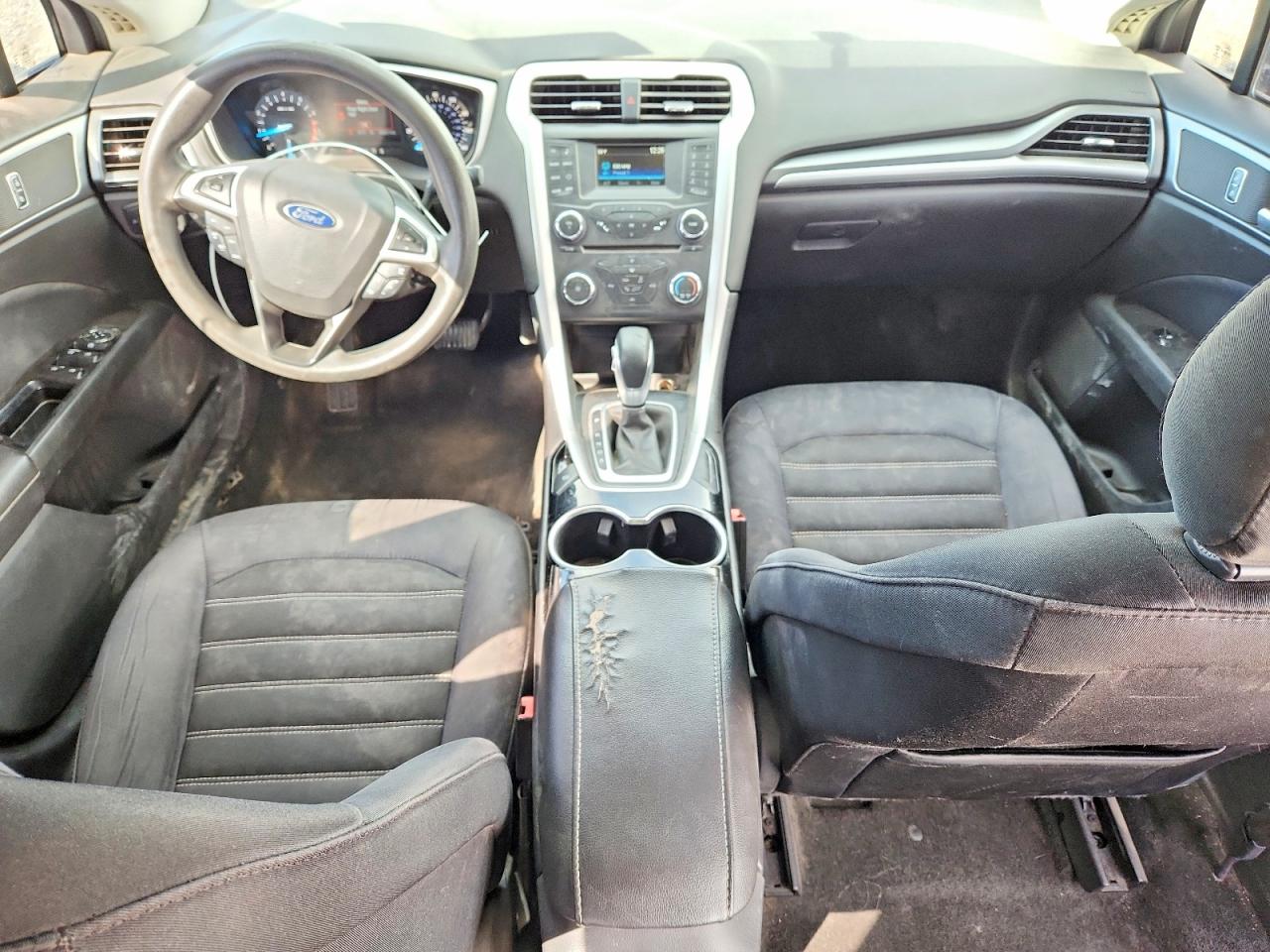 2015 FORD FUSION SE photo 15