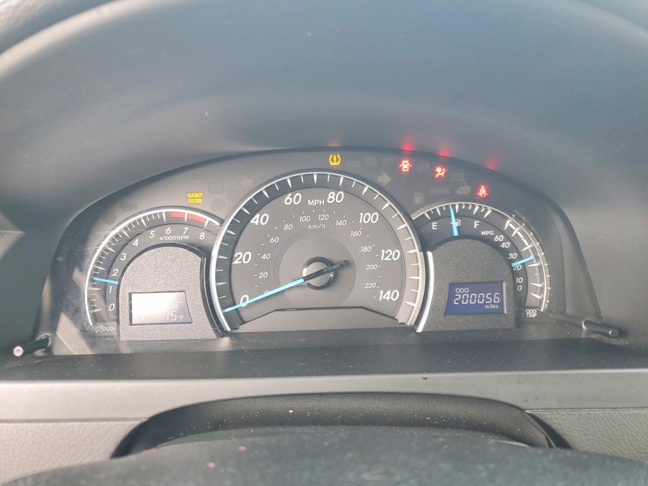 2012 TOYOTA CAMRY XLE V6 photo 9