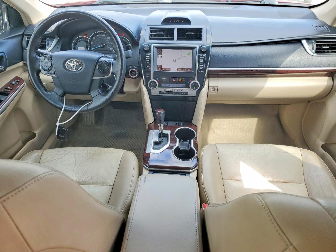 2012 TOYOTA CAMRY XLE V6 photo 8