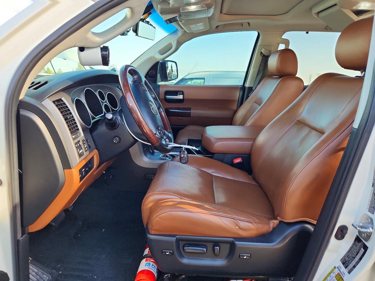 2011 TOYOTA SEQUOIA PLATINUM photo 7