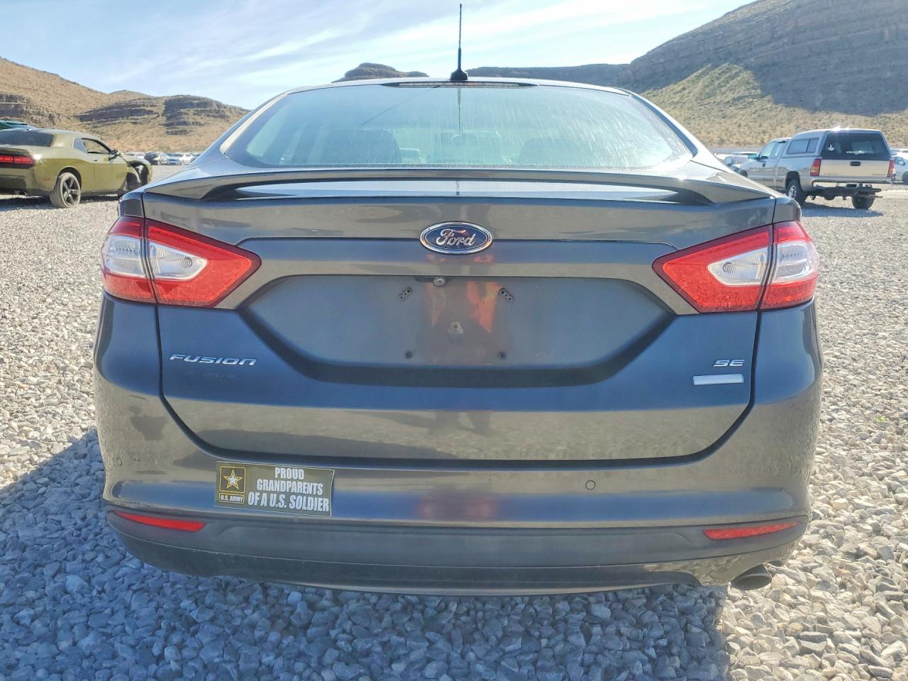 2016 FORD FUSION SE photo 6