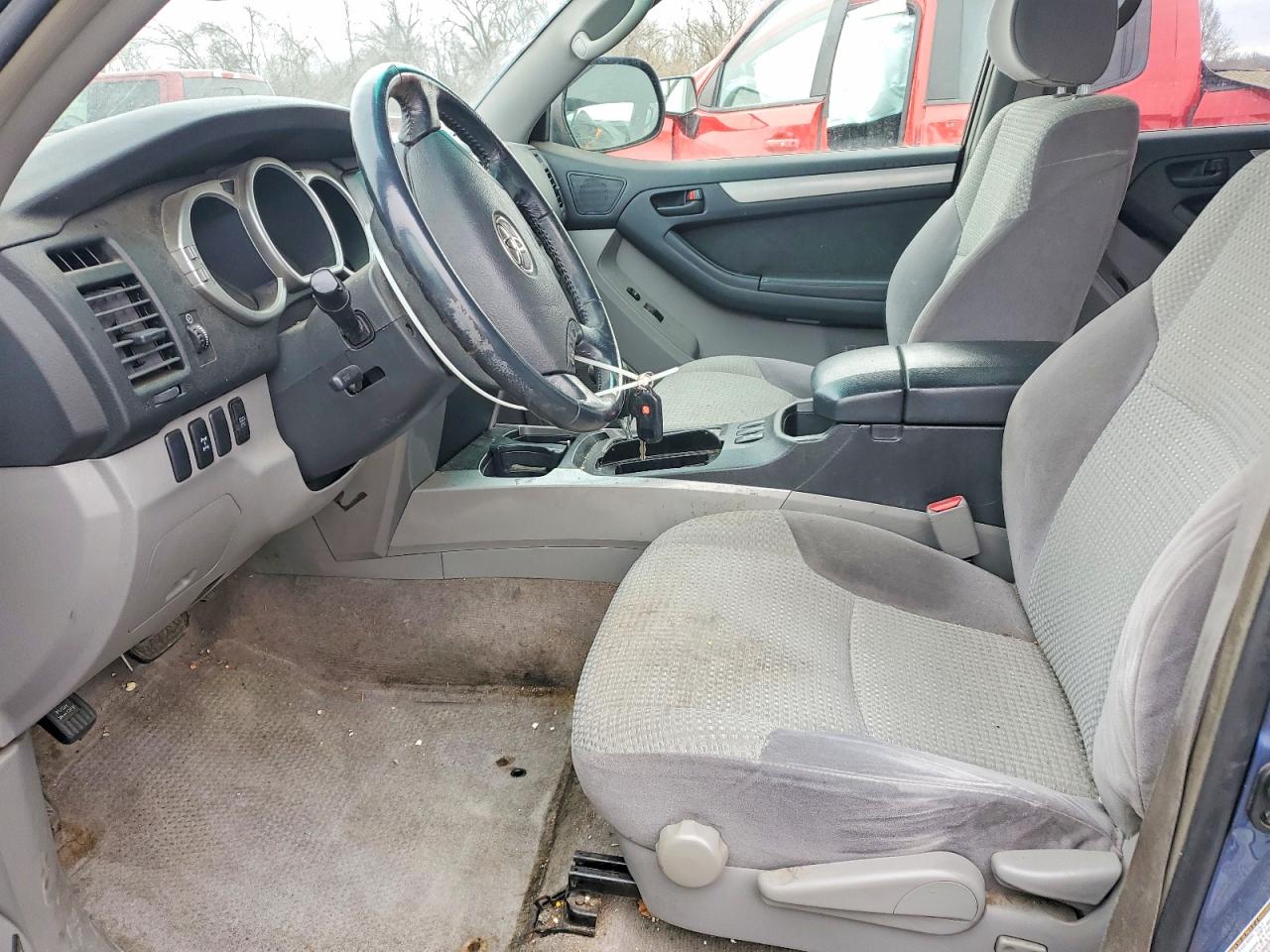 2005 TOYOTA 4RUNNER SR5 photo 7