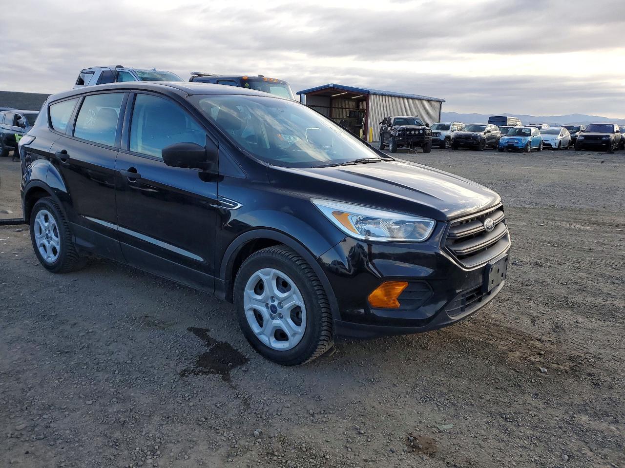 2017 FORD ESCAPE S photo 7