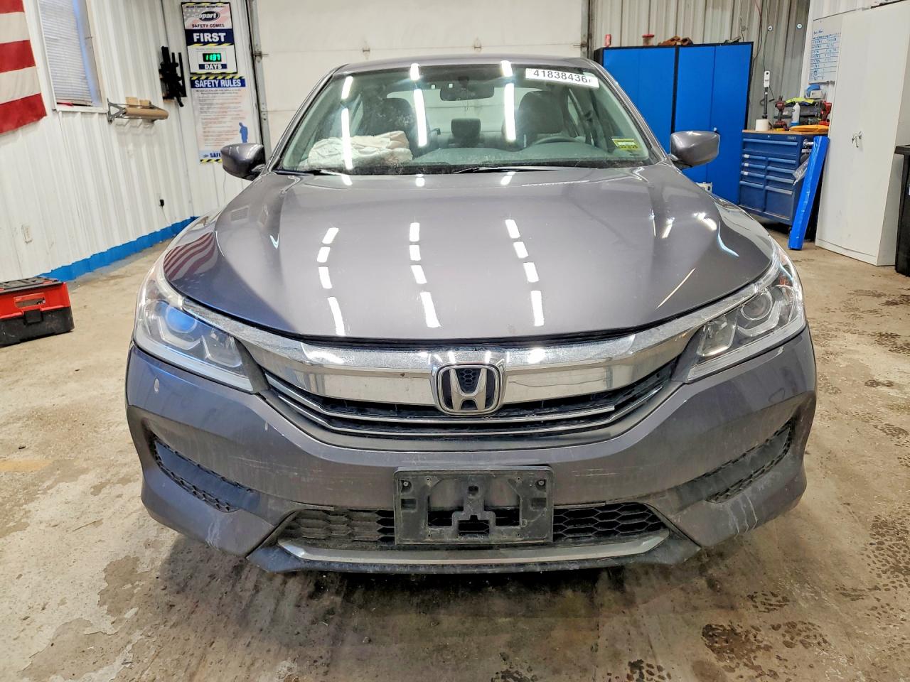 2016 HONDA ACCORD LX photo 5