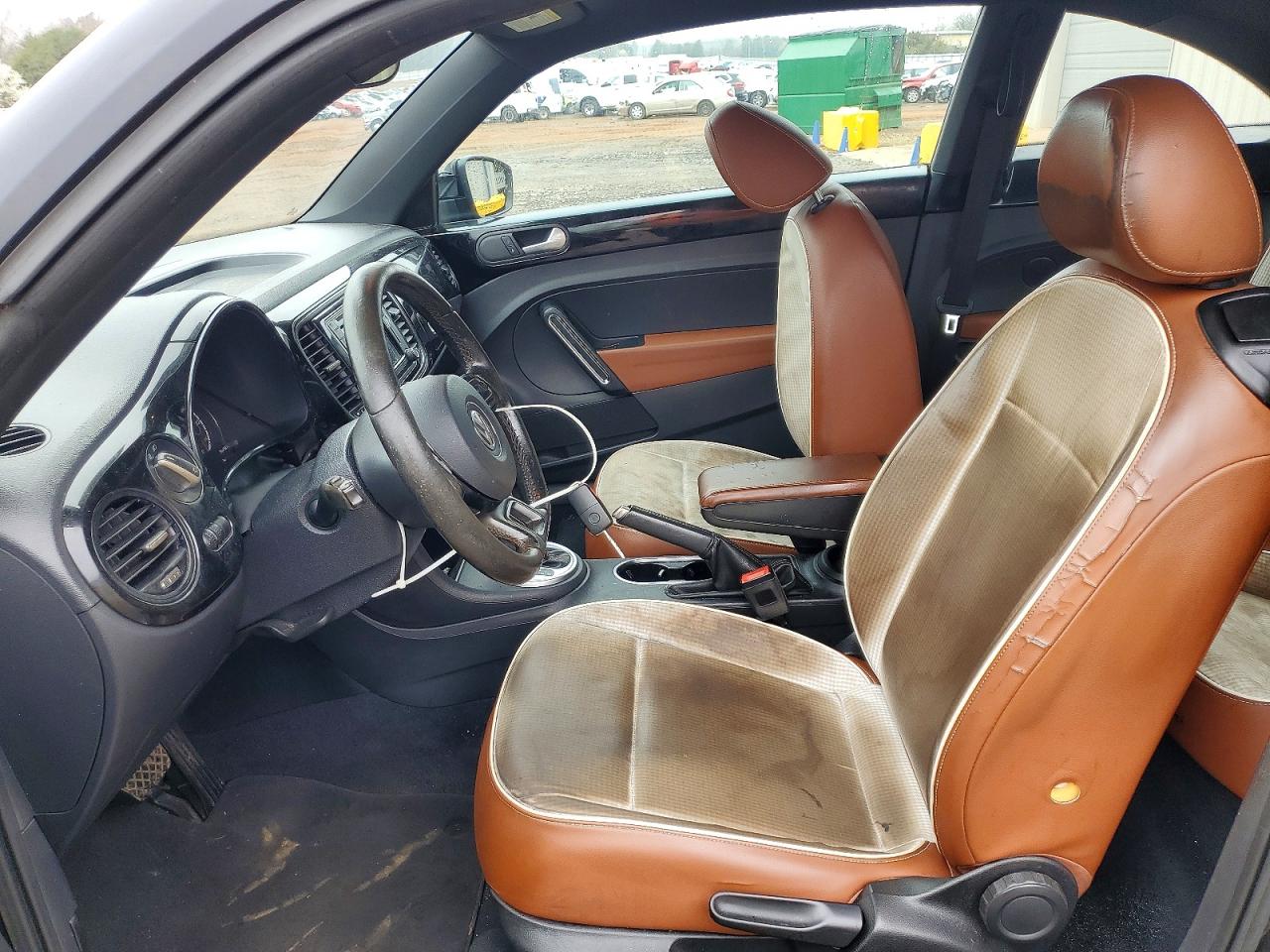 2016 VOLKSWAGEN BEETLE 1.8T photo 13