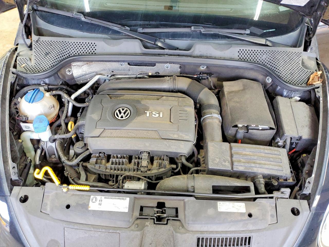 2016 VOLKSWAGEN BEETLE 1.8T photo 21