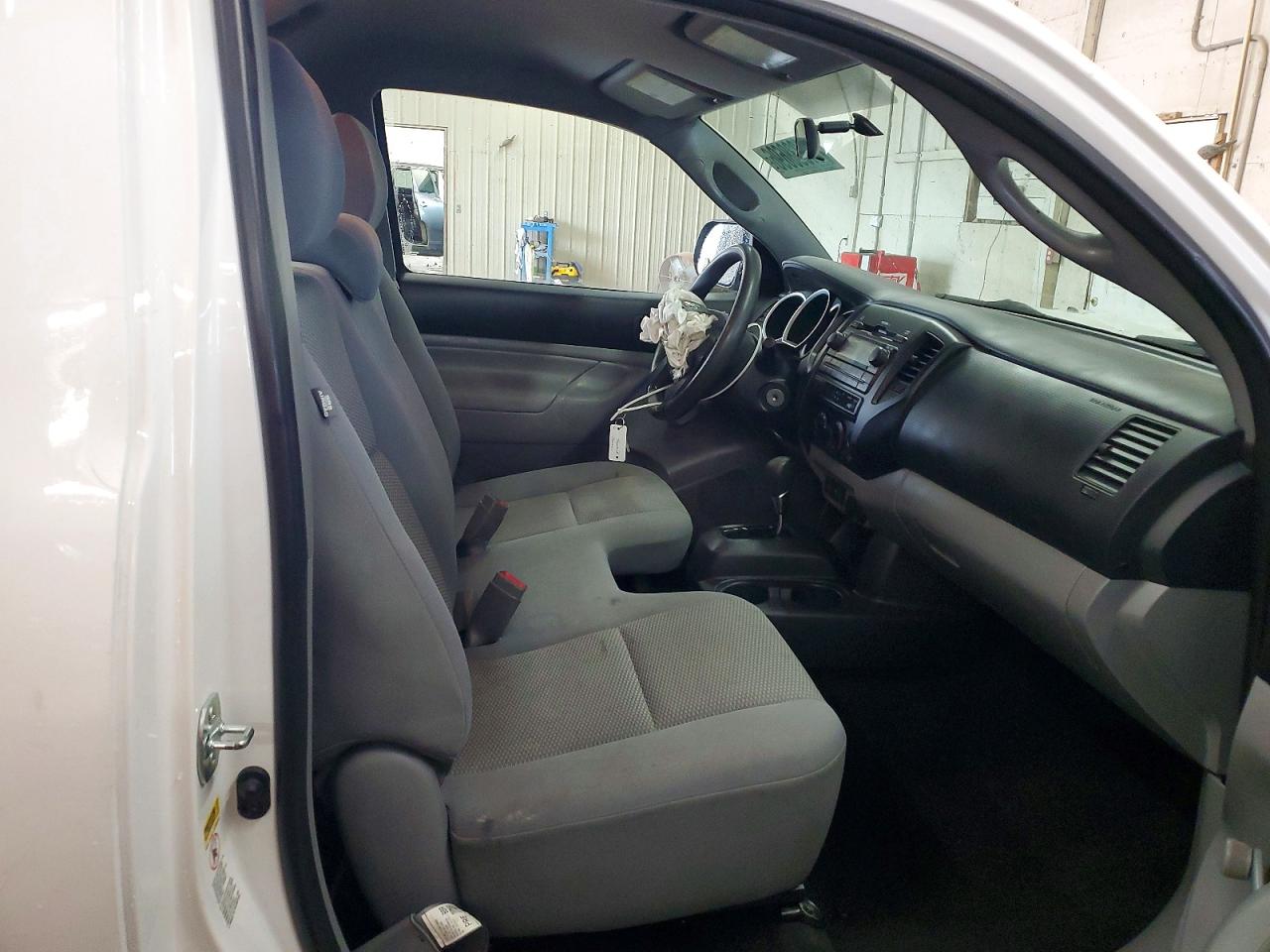 2012 TOYOTA TACOMA BASE photo 19