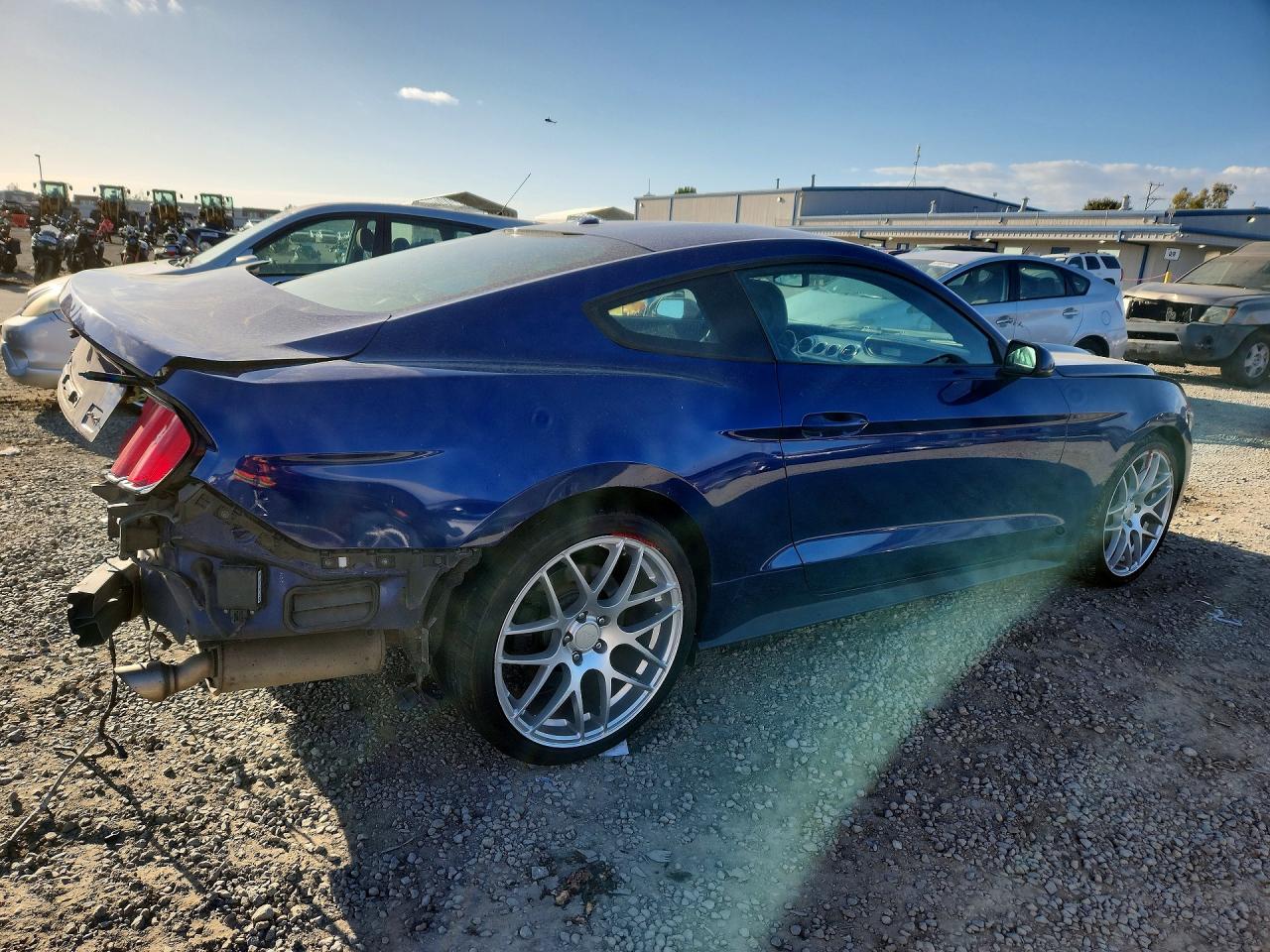2015 FORD MUSTANG photo 7