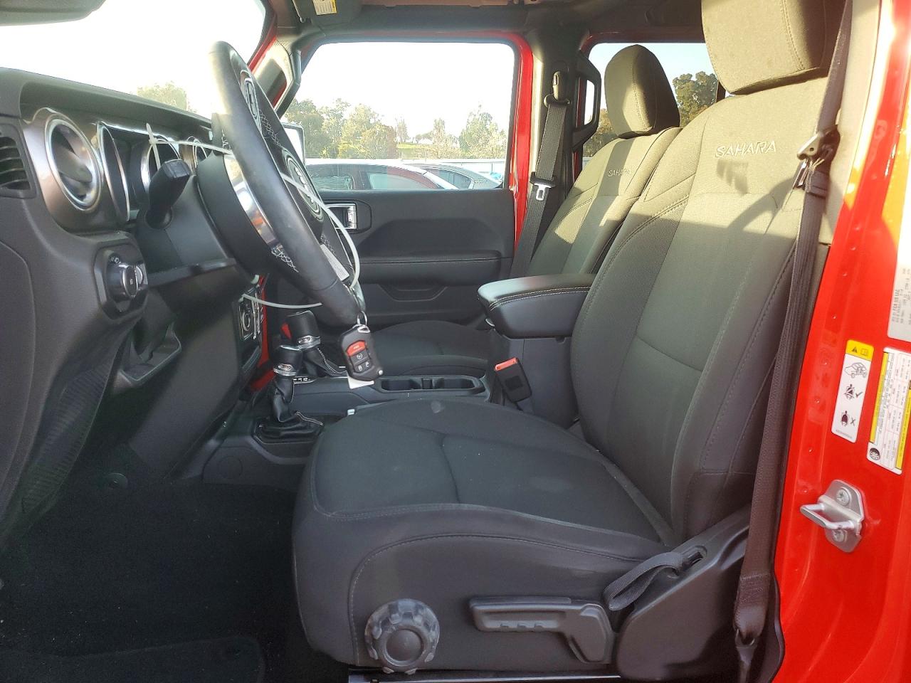 2018 JEEP WRANGLER UNLIMITED SAHARA photo 7