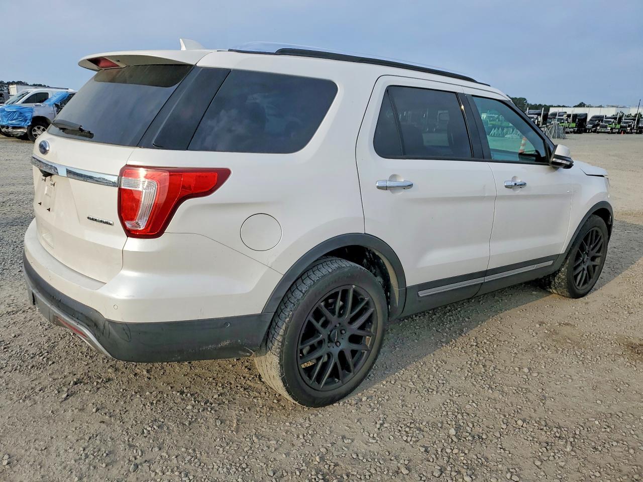2016 FORD EXPLORER LIMITED photo 3