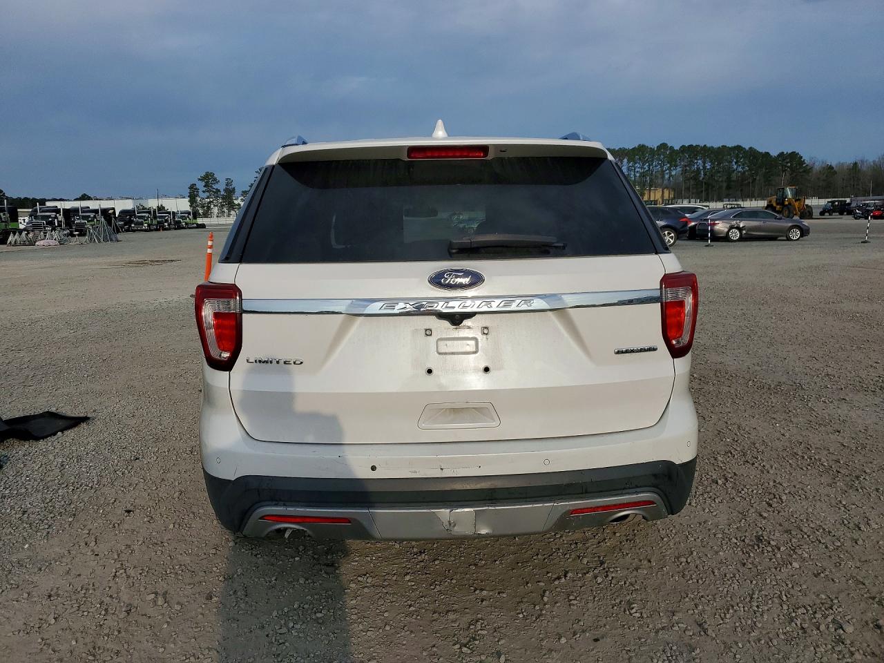 2016 FORD EXPLORER LIMITED photo 6