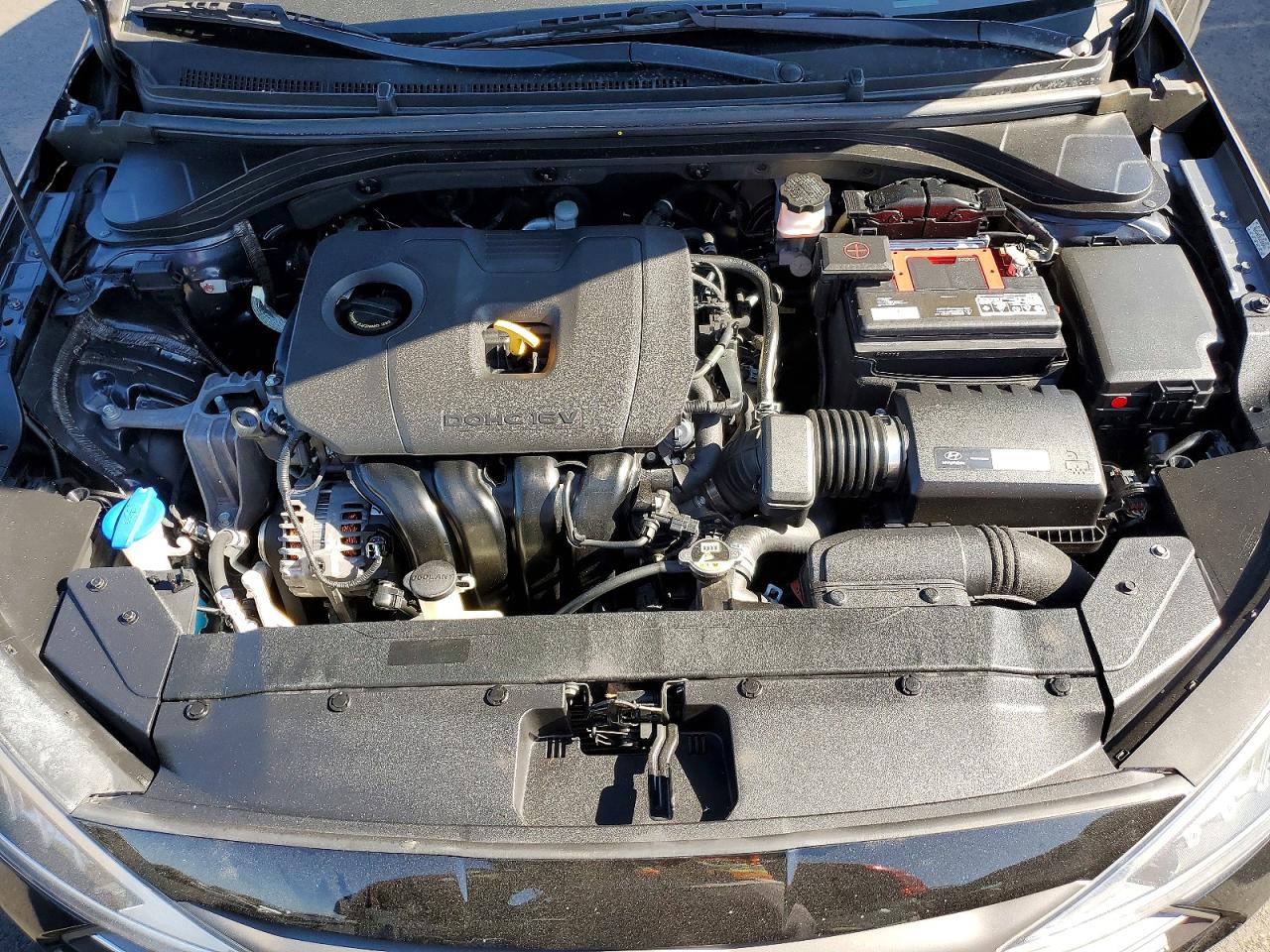 2019 HYUNDAI ELANTRA photo 11