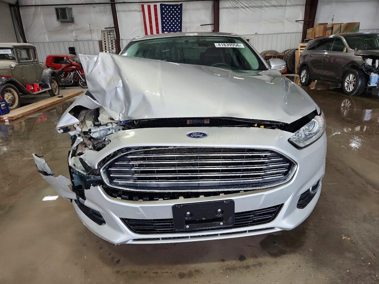 2013 FORD FUSION SE photo 9