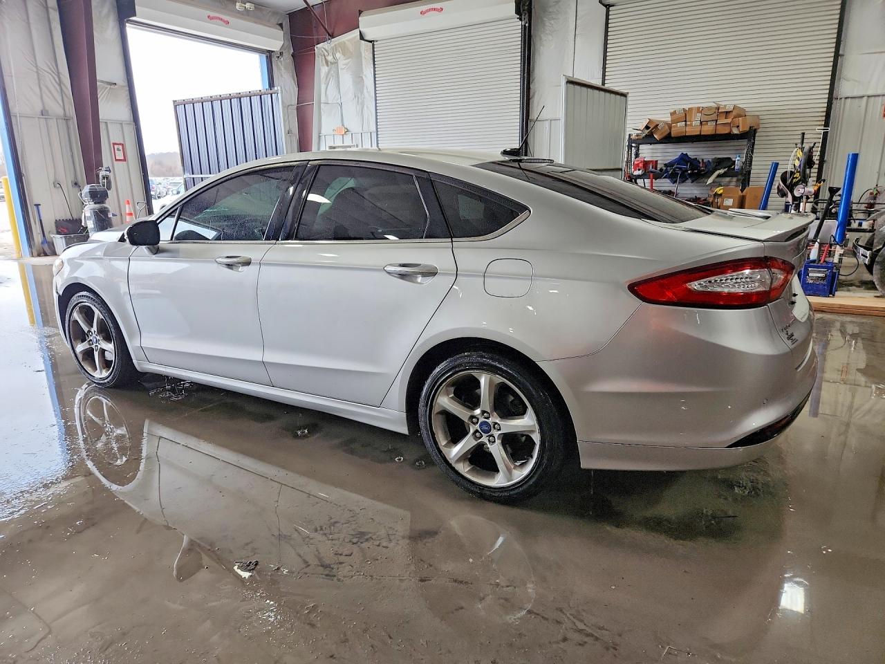 2013 FORD FUSION SE photo 3