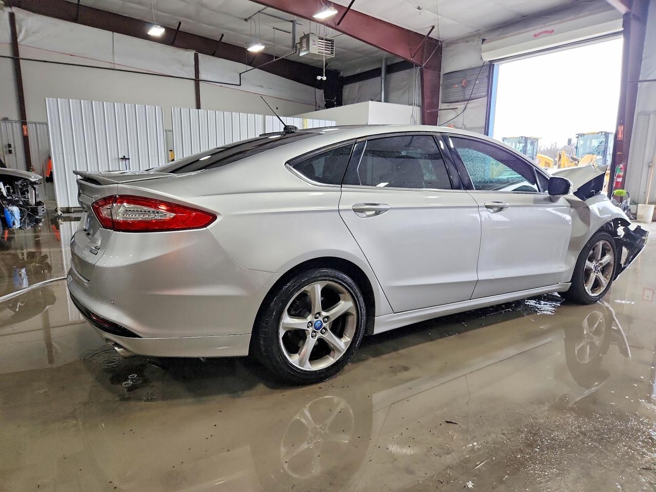 2013 FORD FUSION SE photo 5