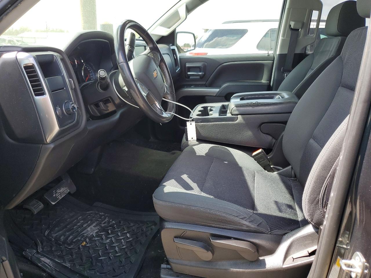 2018 CHEVROLET SILVERADO C1500 LT photo 7