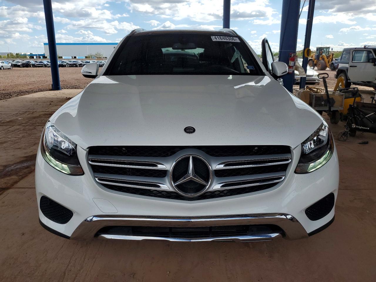 2017 MERCEDES-BENZ GLC 300 photo 5