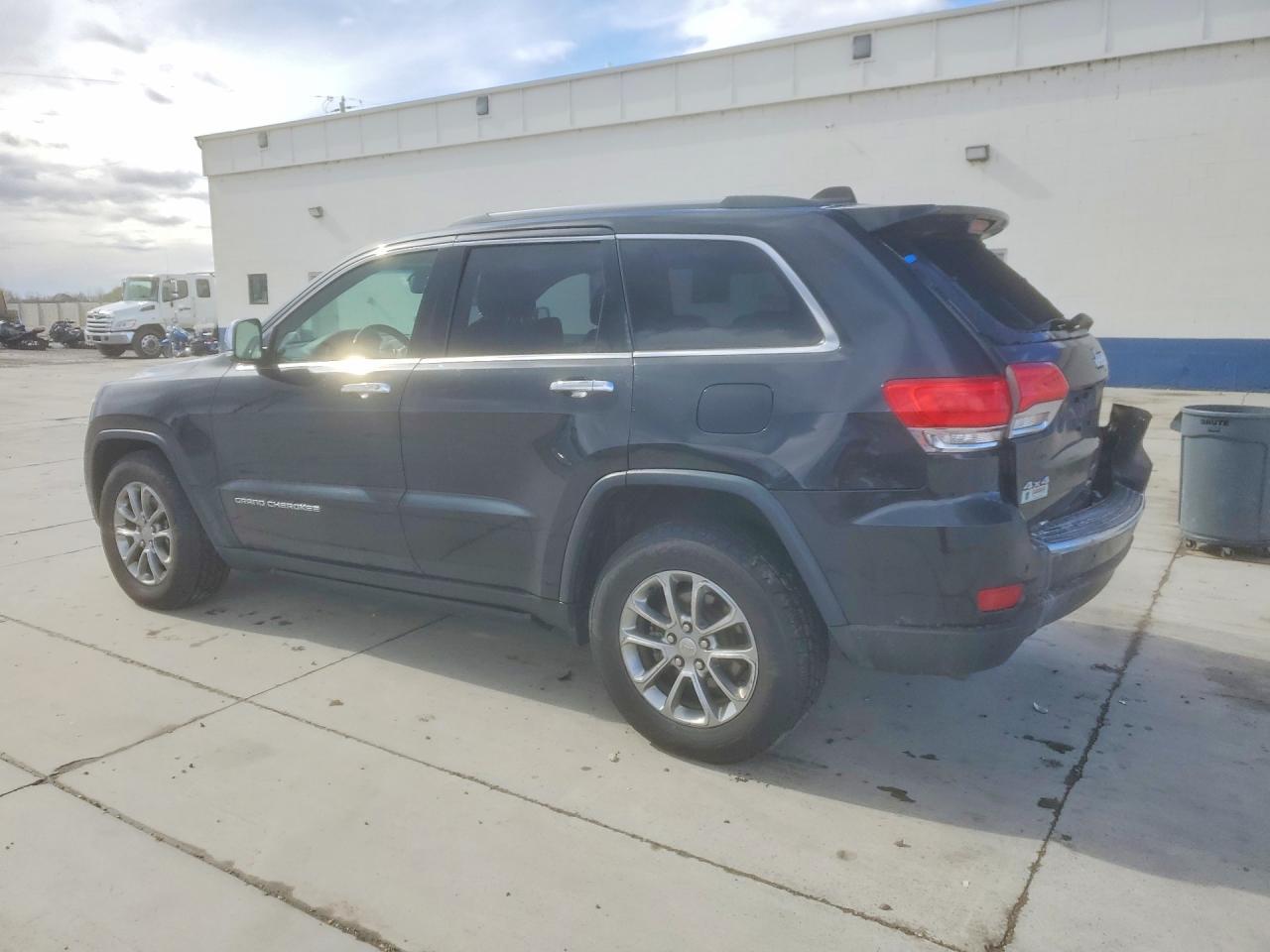 2014 JEEP GRAND CHEROKEE LIMITED photo 2