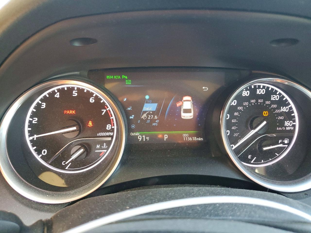2018 TOYOTA CAMRY XLE photo 9