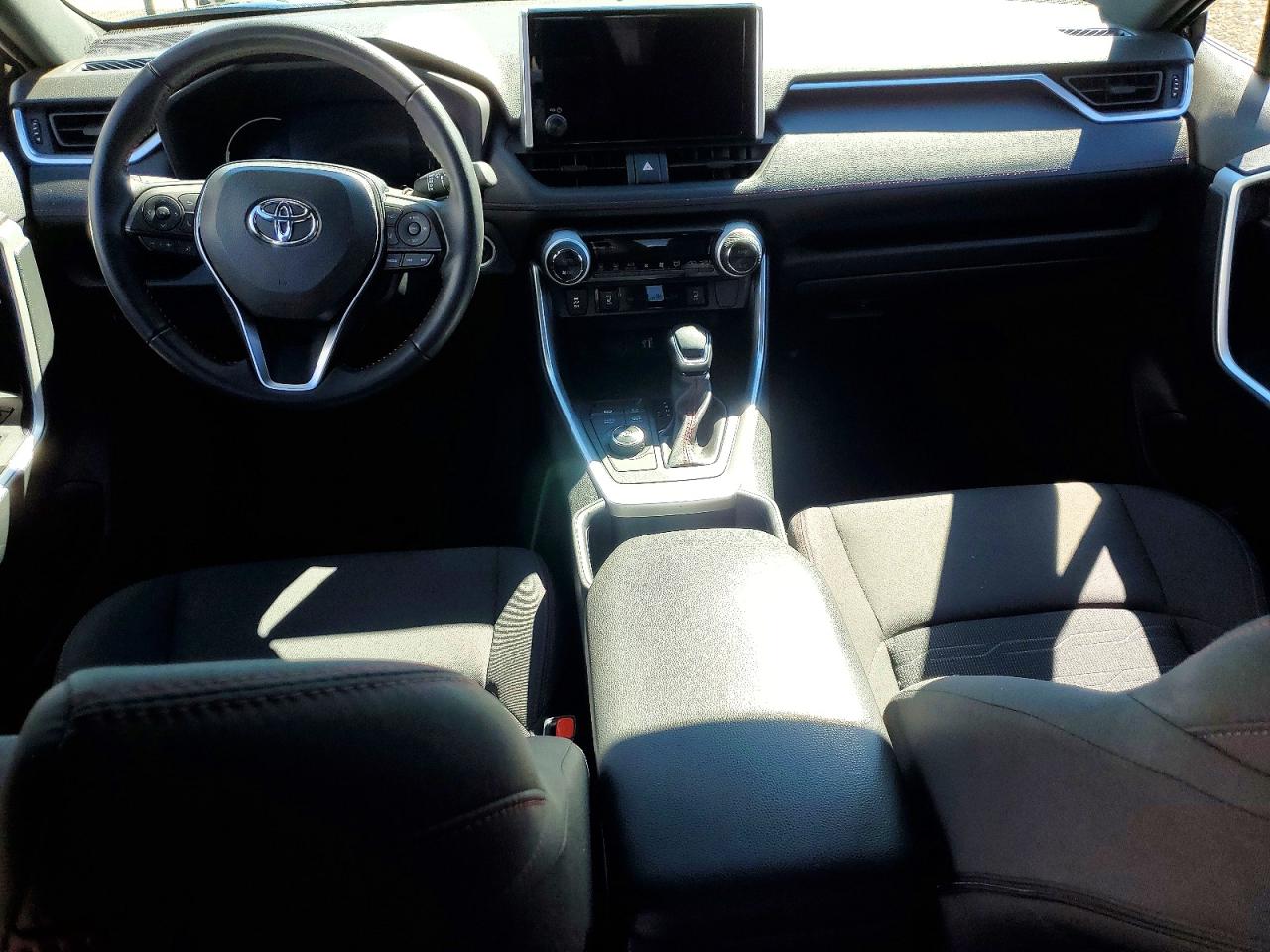 2024 TOYOTA RAV4 PRIME SE photo 8