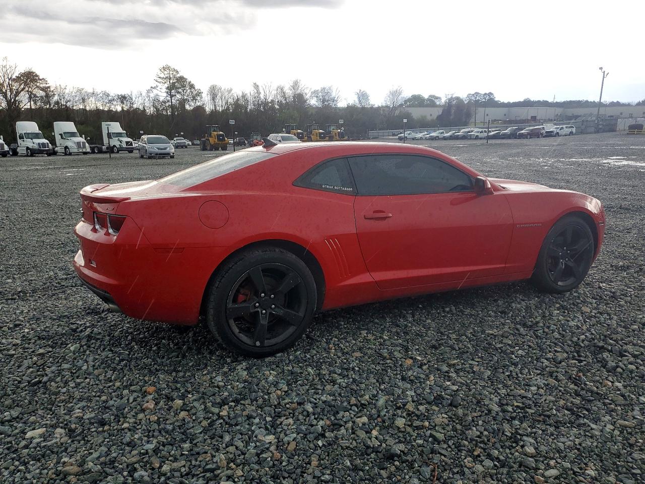 2011 CHEVROLET CAMARO LT photo 3