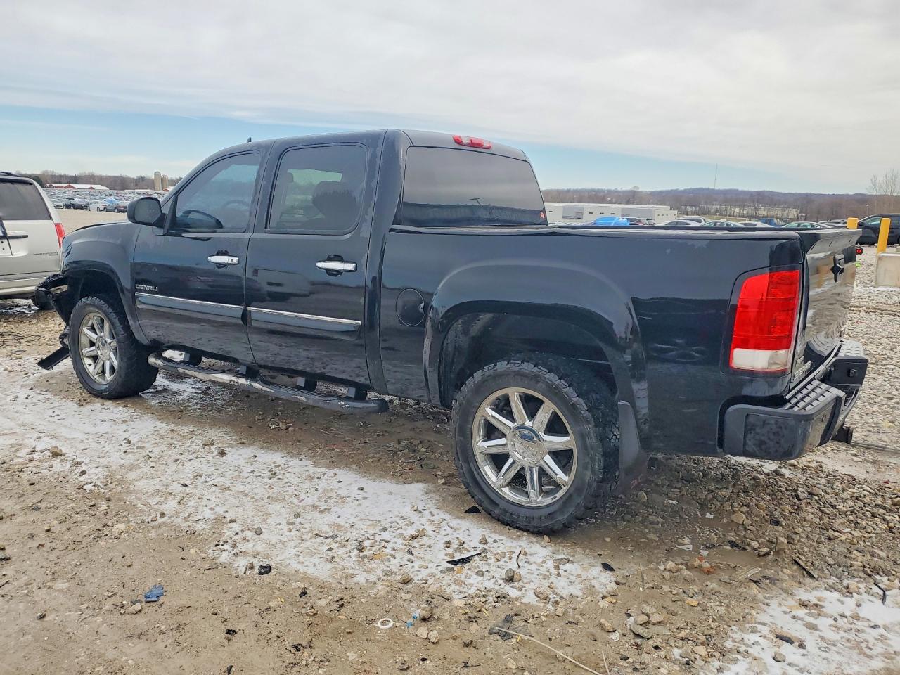 2012 GMC SIERRA K1500 DENALI photo 4