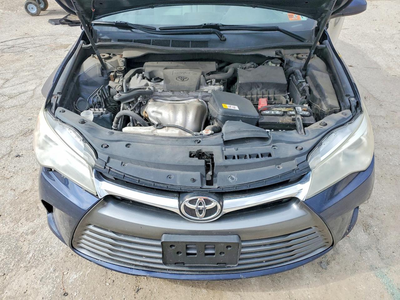 2017 TOYOTA CAMRY LE photo 11