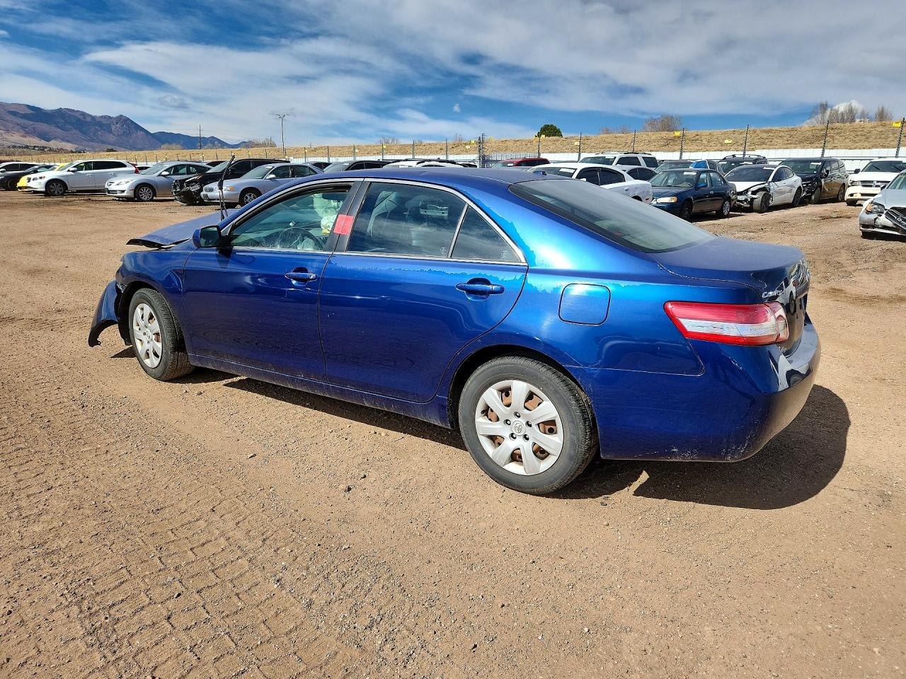 2010 TOYOTA CAMRY BASE photo 3